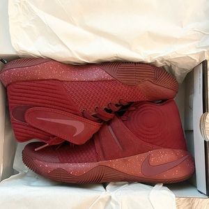 H/P🎉Nike Kyrie 2 in Red Velvet!